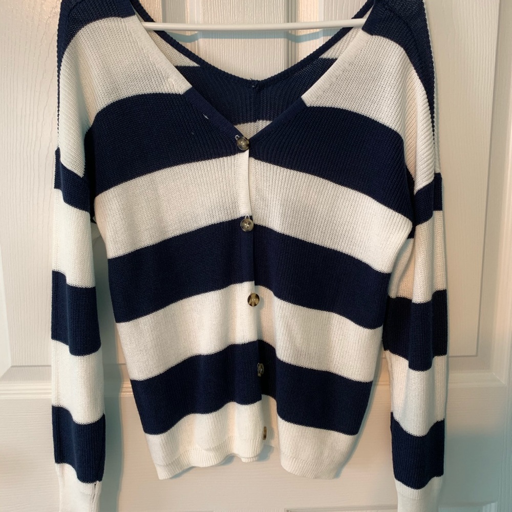 Pink republic v neck navy & white striped sweater